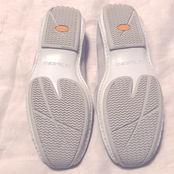 H.S Trask 100% Leather& Suede Driving Mocs - Picture 6 of 7